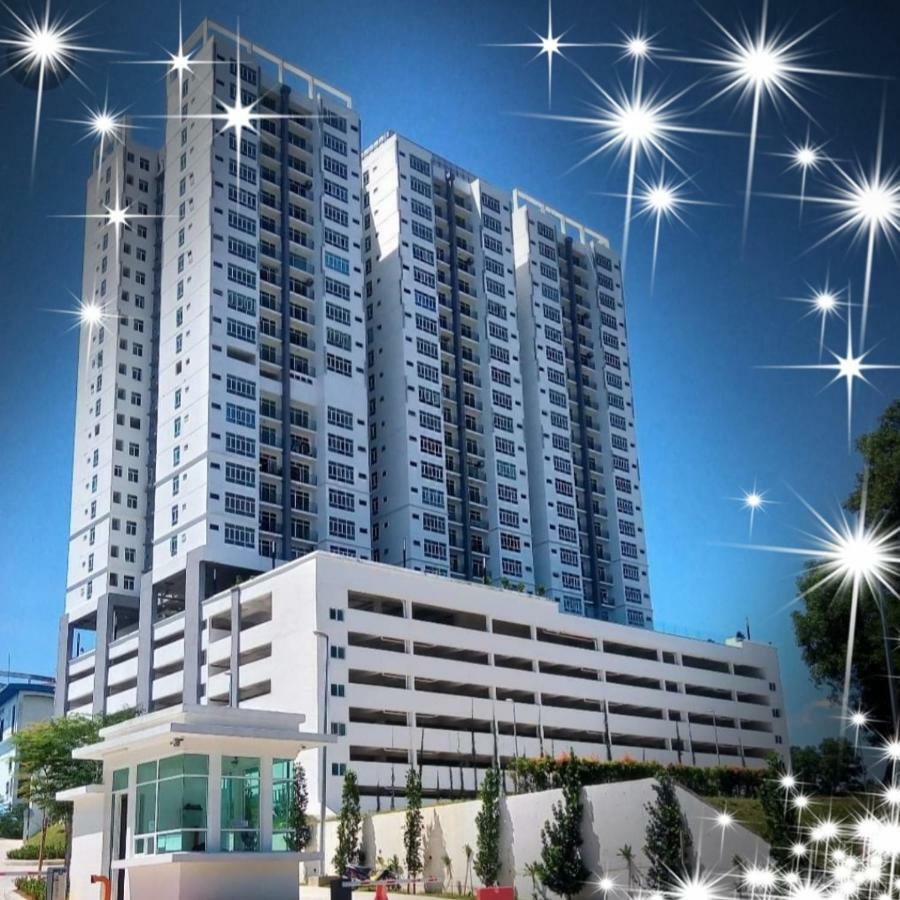 Homestay Shah Alam - Near I-Cty Exterior photo