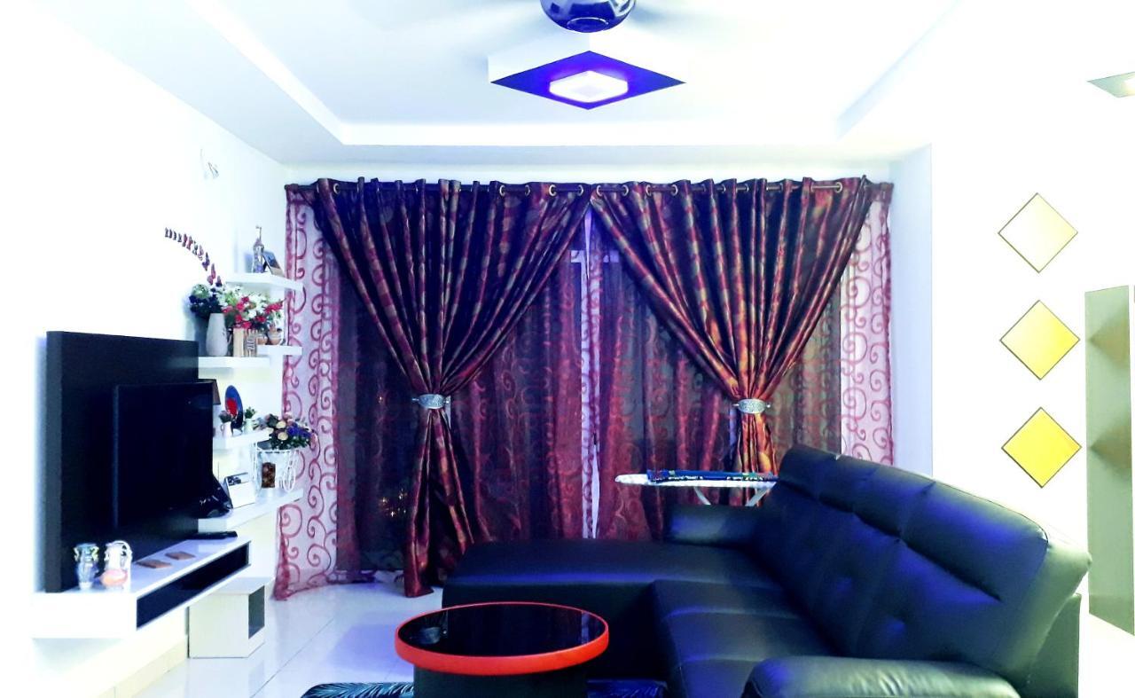 Homestay Shah Alam - Near I-Cty Exterior photo